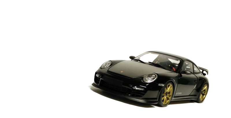 Illustration for article titled Porsche 911 GT2 RS by Minichamps